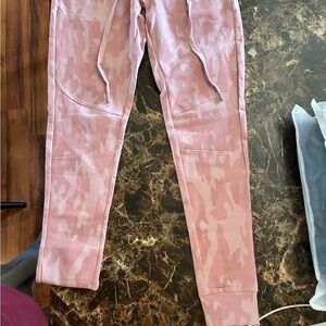 BuffBunny Pink Camo Joggers